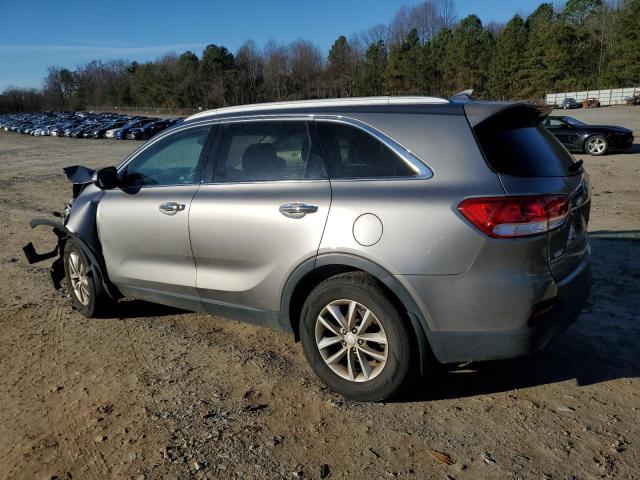 5XYPG4A32GG038246 - 2016 KIA SORENTO LX GRAY photo 2