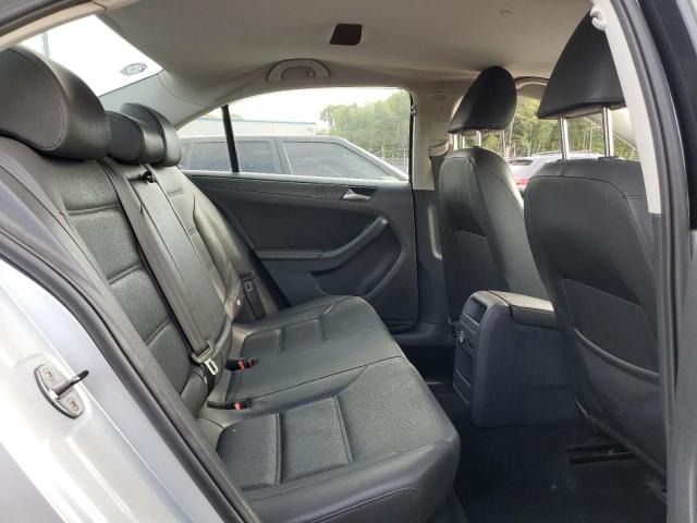 3VWDP7AJ8CM107941 - 2012 VOLKSWAGEN JETTA SE SILVER photo 10