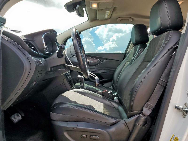 KL4CJASB3KB918034 - 2019 BUICK ENCORE PREFERRED Weiß Foto 7