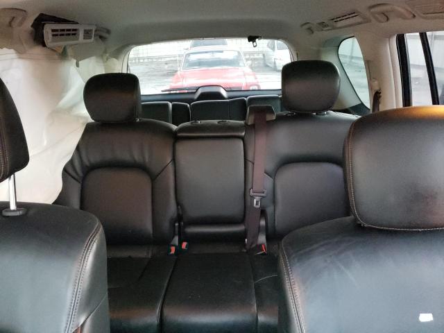 JN8AY2NDXJX000430 - 2018 NISSAN ARMADA SV SILVER photo 10