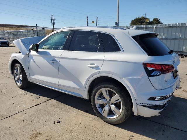 WA1CNBFY4K2061442 - 2019 AUDI Q5 PRESTIGE WHITE photo 2