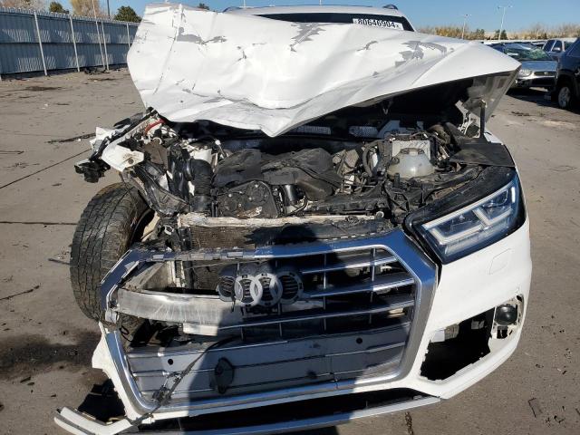 WA1CNBFY4K2061442 - 2019 AUDI Q5 PRESTIGE WHITE photo 5