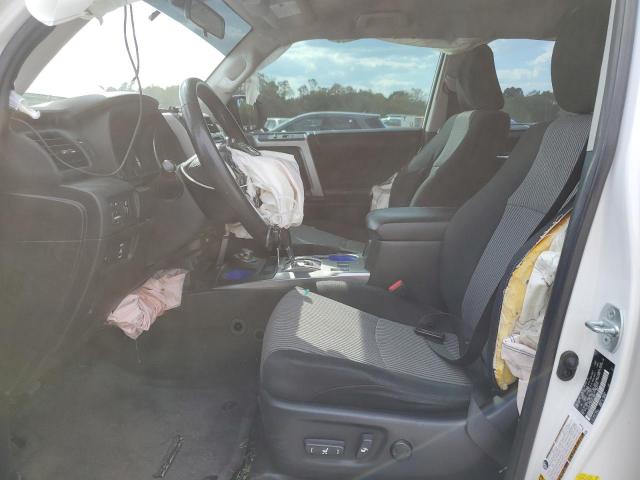 JTEBU5JRXH5414680 - 2017 TOYOTA 4RUNNER SR5/SR5 PREMIUM WHITE photo 7