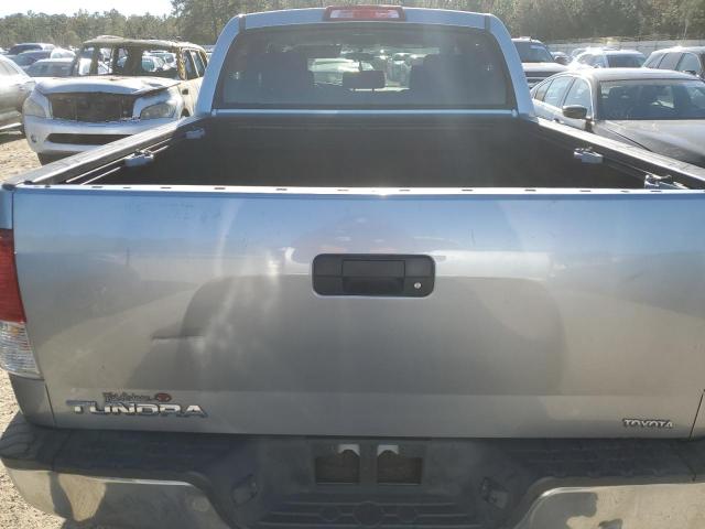 5TFEY5F11BX102381 - 2011 TOYOTA TUNDRA CREWMAX SR5 GRAY photo 6