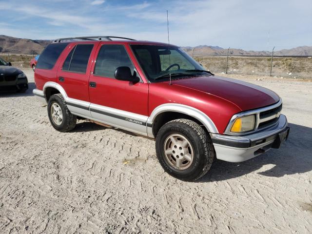 1GNDT13W2V2233265 - 1997 CHEVROLET BLAZER RED photo 4