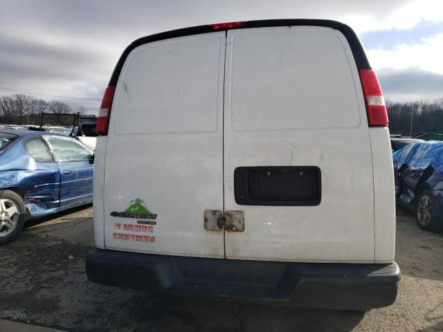 1GCWGGBA5E1116896 - 2014 CHEVROLET EXPRESS G2 WHITE photo 6