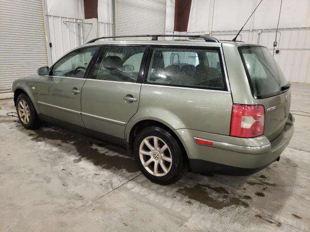 WVWVD63B14E065720 - 2004 VOLKSWAGEN PASSAT GLS GREEN photo 2