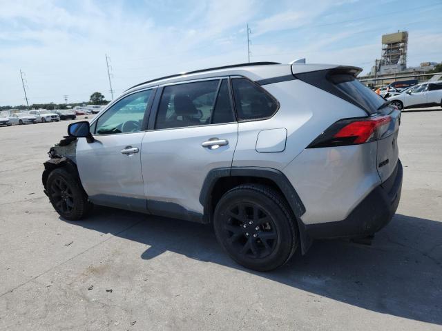 2T3H1RFV8MC120011 - 2021 TOYOTA RAV4 LE SILVER photo 2