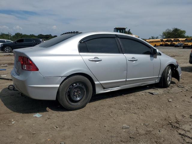 1HGFA16518L071008 - 2008 HONDA CIVIC LX SILVER photo 3