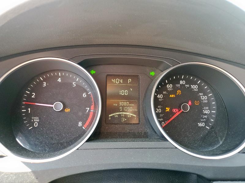 3VW2B7AJ1JM207141 - 2018 VOLKSWAGEN JETTA S WHITE photo 9