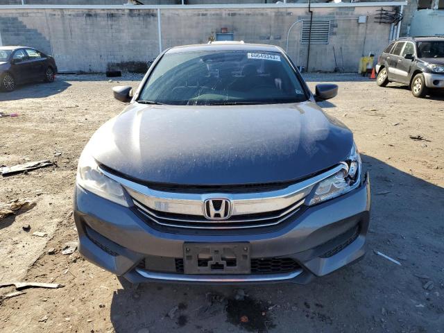 1HGCR2F48HA209079 - 2017 HONDA ACCORD LX GRAY photo 5