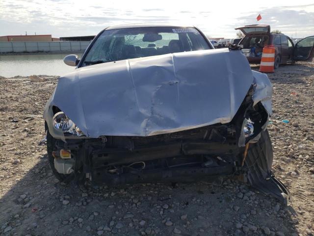 1N4BL11D65C117679 - 2005 NISSAN ALTIMA SE SILVER photo 5