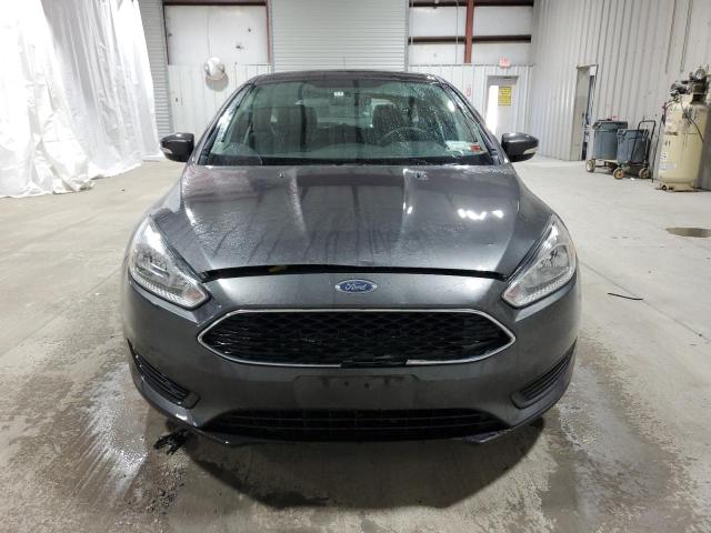 1FADP3K28GL364727 - 2016 FORD FOCUS SE GRAY photo 5