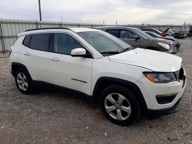 3C4NJCBB5JT165968 - 2018 JEEP COMPASS LATITUDE WHITE photo 4