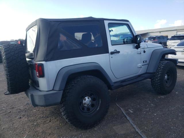 1J4FA24129L701747 - 2009 JEEP WRANGLER X SILVER photo 3