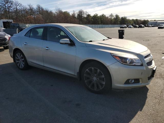 1G11H5SA0DF339840 - 2013 CHEVROLET MALIBU LTZ 金色 照片 4