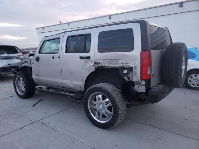 5GTDN136068295029 - 2006 HUMMER H3 CREAM photo 2