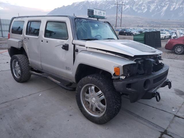 5GTDN136068295029 - 2006 HUMMER H3 CREAM photo 4