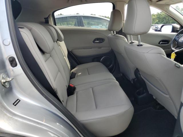 3CZRU6H73HM732061 - 2017 HONDA HR-V EXL SILVER photo 11