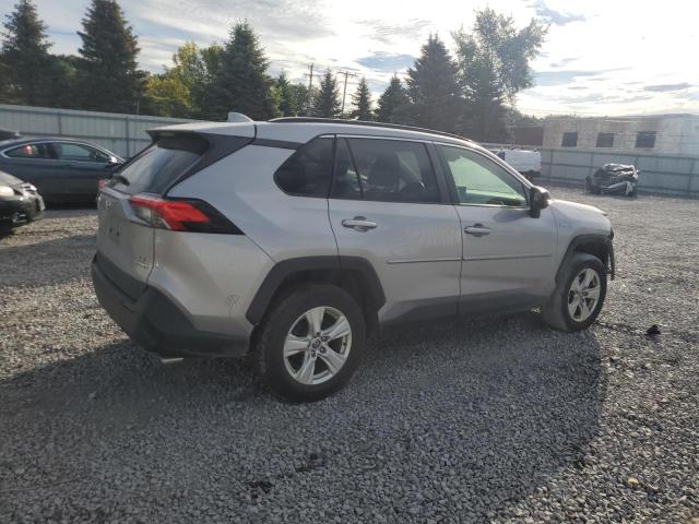 JTMLWRFV8KD012329 - 2019 TOYOTA RAV4 LE SILVER photo 3