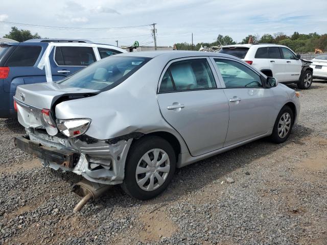 2T1BU4EE6DC941585 - 2013 TOYOTA COROLLA BASE ვერცხლისფერი ფოტო 3