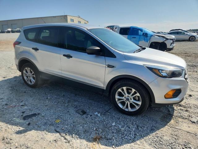 1FMCU0F78KUA29520 - 2019 FORD ESCAPE S SILVER photo 4