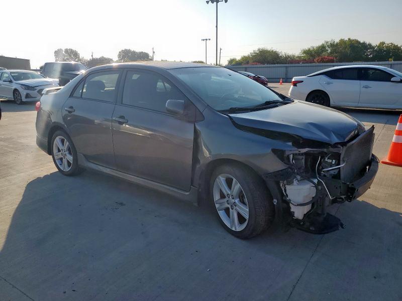 5YFBU4EE1DP083846 - 2013 TOYOTA COROLLA BASE 石墨色 照片 4