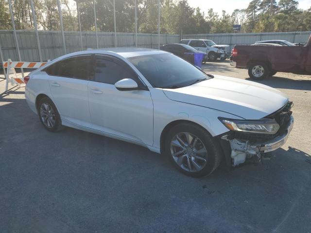 1HGCV1F13KA042973 - 2019 HONDA ACCORD LX WHITE photo 4