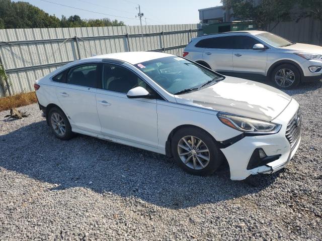 5NPE24AF3JH609789 - 2018 HYUNDAI SONATA SE Blanc photo 4
