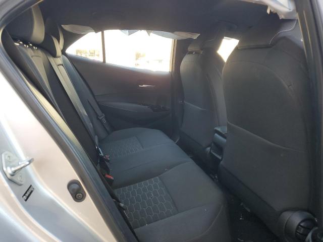 JTNK4RBE4K3068342 - 2019 TOYOTA COROLLA SE Silber Foto 10