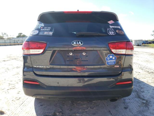 5XYPG4A33JG427159 - 2018 KIA SORENTO LX GRAY photo 6