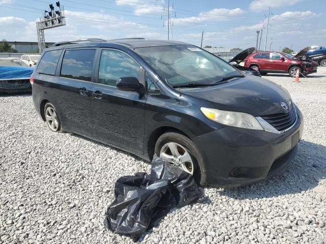 5TDKK3DC3DS339931 - 2013 TOYOTA SIENNA LE BLACK photo 4