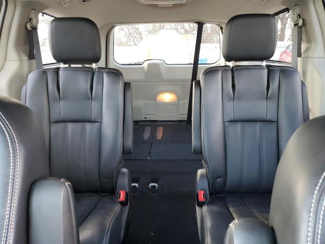 2C4RC1CG4GR285900 - 2016 CHRYSLER TOWN & COU TOURING L WHITE photo 10