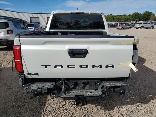 3TYLB5JN7RT033915 - 2024 TOYOTA TACOMA DOUBLE CAB 白色 照片 6
