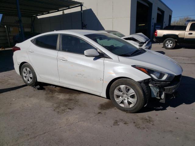 5NPDH4AE8GH751145 - 2016 HYUNDAI ELANTRA SE WHITE photo 4