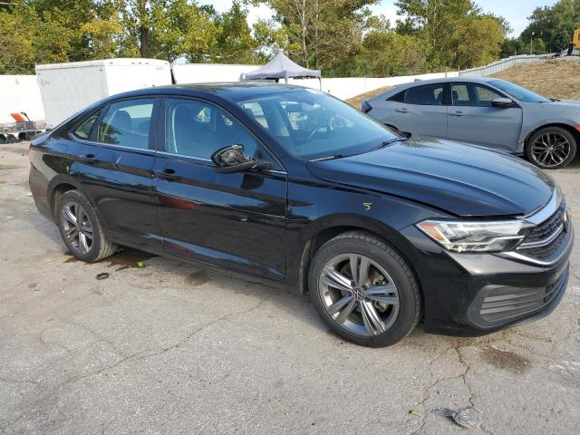 3VWEM7BU4RM005552 - 2024 VOLKSWAGEN JETTA SE BLACK photo 4