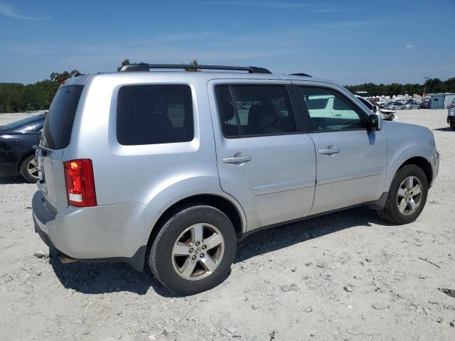 5FNYF3H51AB017122 - 2010 HONDA PILOT EXL SILVER photo 3