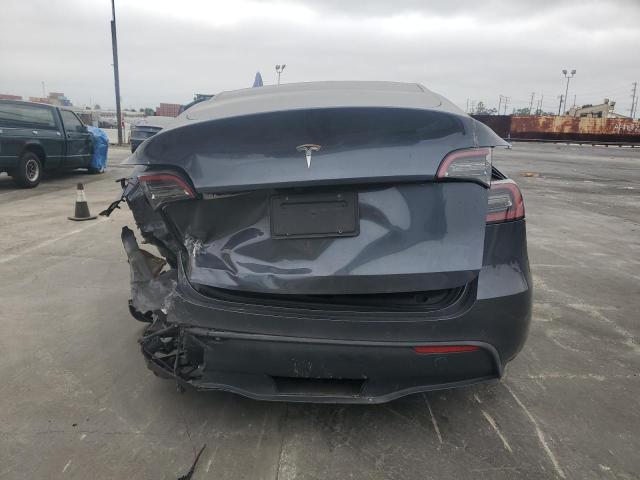 7SAYGDEE8NF454387 - 2022 TESLA MODEL Y CHARCOAL photo 6