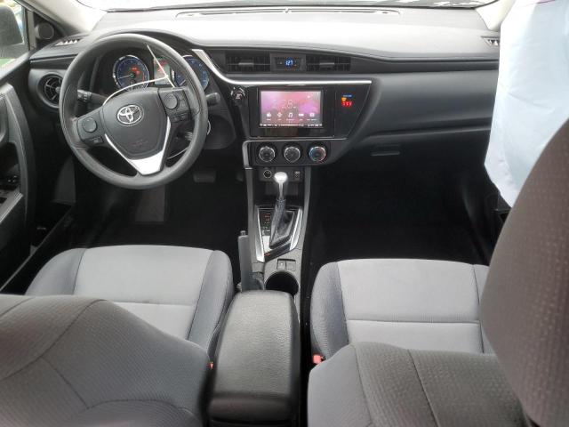 5YFBURHE3JP850410 - 2018 TOYOTA COROLLA L WHITE photo 8