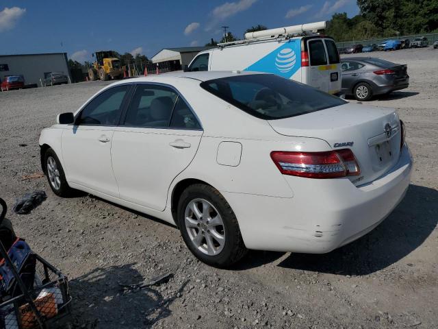 4T1BF3EK8BU703730 - 2011 TOYOTA CAMRY BASE WHITE photo 2