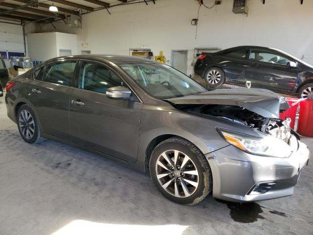 1N4AL3AP1HC234396 - 2017 NISSAN ALTIMA 2.5 GRAY photo 4