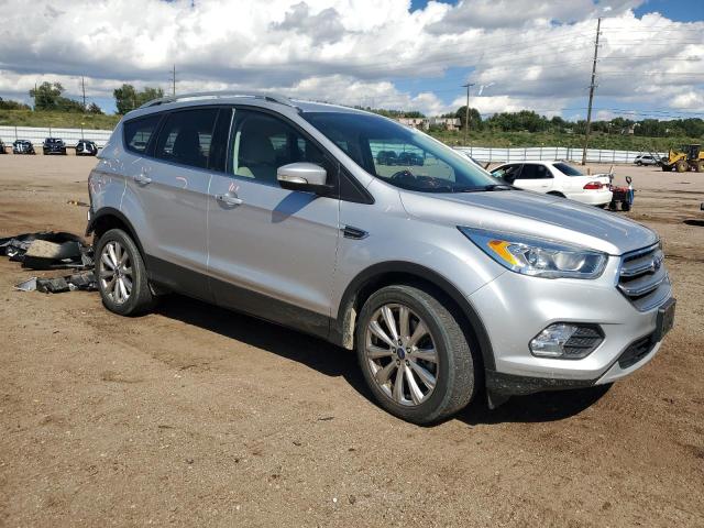 1FMCU9J90HUD44429 - 2017 FORD ESCAPE TITANIUM 银色 照片 4