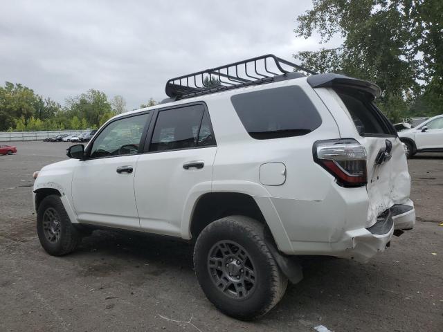 JTEBU5JR5L5803302 - 2020 TOYOTA 4RUNNER SR5/SR5 PREMIUM WHITE photo 2