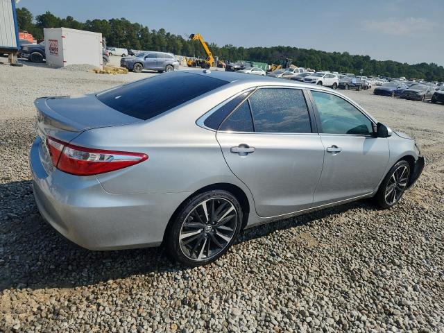 4T1BF1FK6GU254204 - 2016 TOYOTA CAMRY LE SILVER photo 3