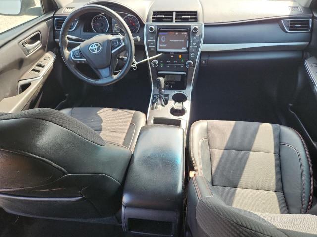 4T1BF1FK6GU254204 - 2016 TOYOTA CAMRY LE SILVER photo 8