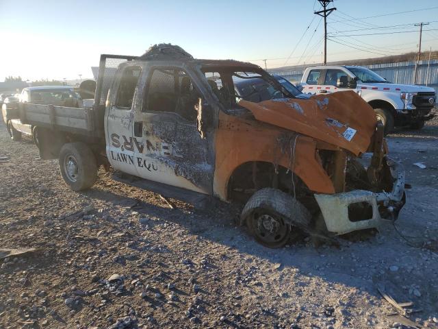 1FT7X2B65BEC74033 - 2011 FORD F250 SUPER DUTY WHITE photo 4