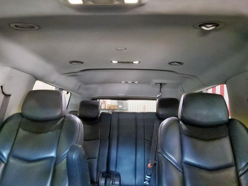 1GYS3HKJ7JR368462 - 2018 CADILLAC ESCALADE ESV LUXURY Schwarz Foto 10