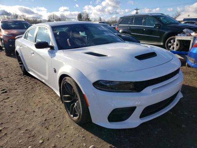 2C3CDXL9XPH601446 - 2023 DODGE CHARGER SRT HELLCAT WHITE photo 4