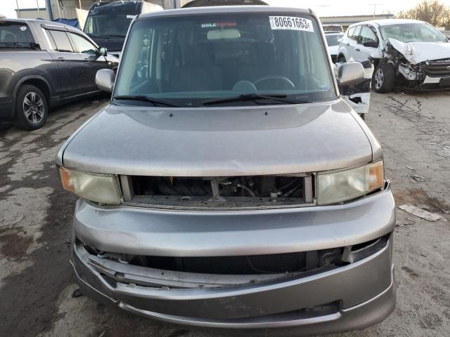 JTLKT324750189632 - 2005 TOYOTA SCION XB GRAY photo 5