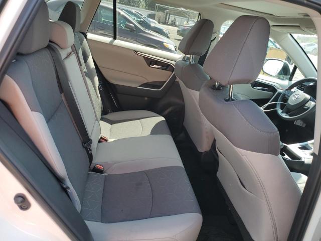 2T3W1RFV1MC167212 - 2021 TOYOTA RAV4 XLE WHITE photo 11
